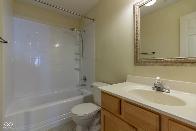Building Photo - 12631 Geist Cove Dr