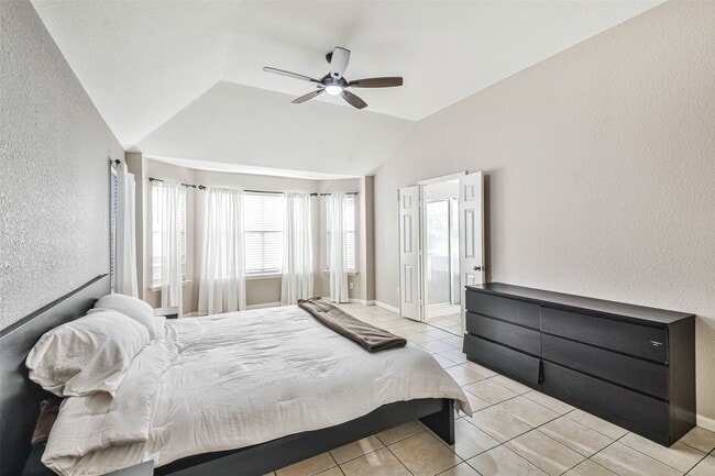 Building Photo - 4214 Maidenhead Dr