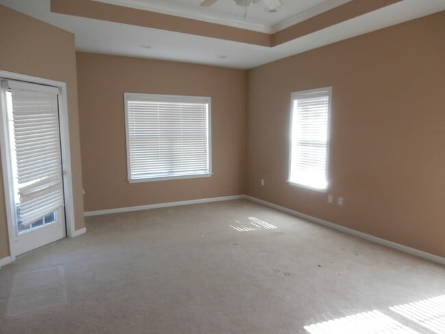 Building Photo - Fountain Crest Subdivision