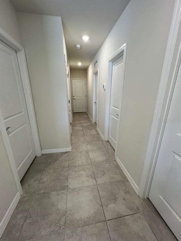 Building Photo - 3845 Blue Vale Dr