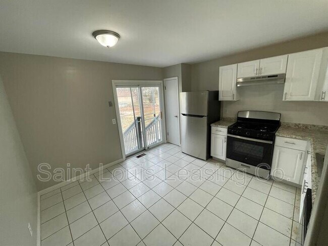 Building Photo - 1657 Ventnor Pl