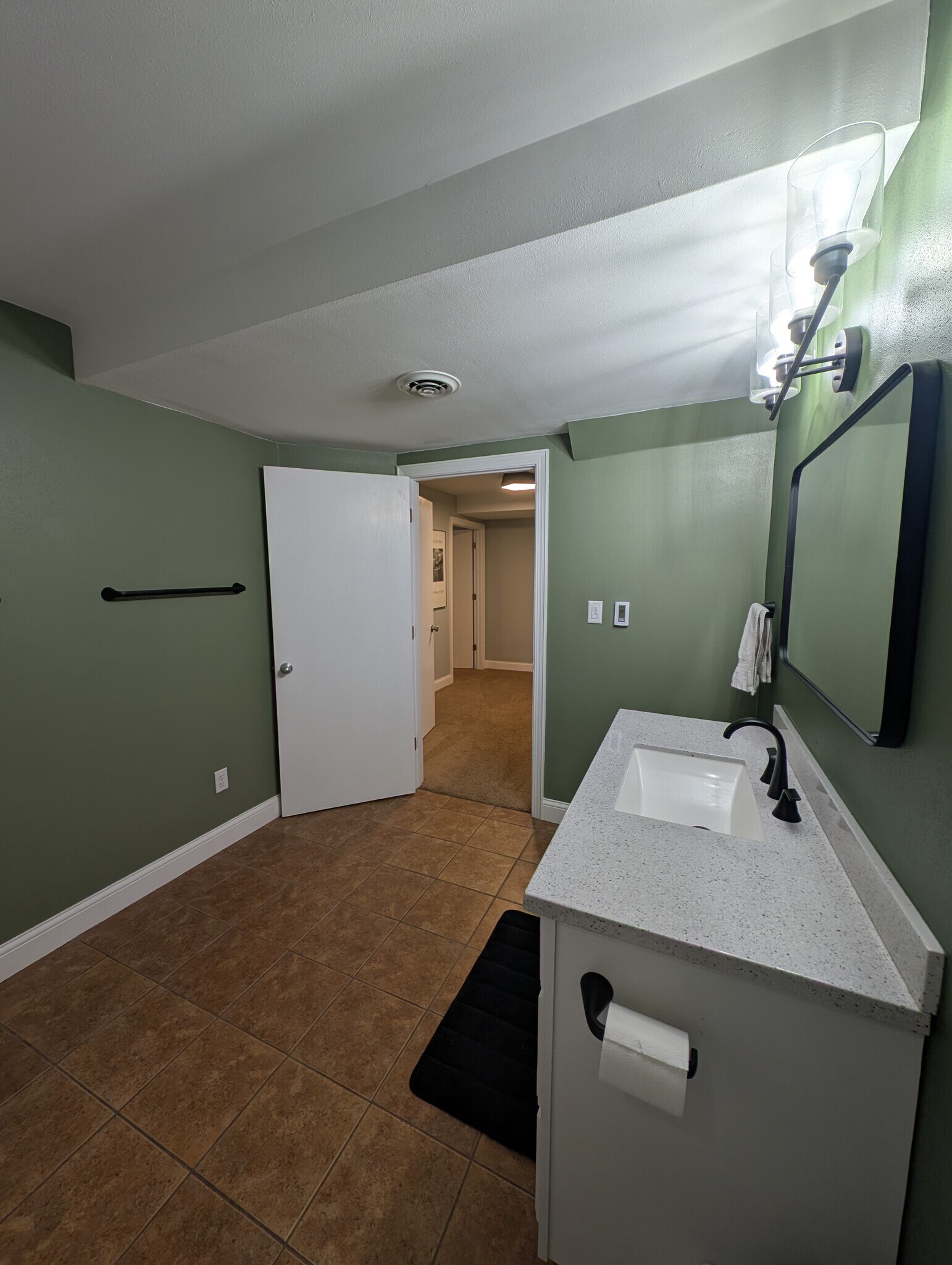 Building Photo - 518 Lexington Dr