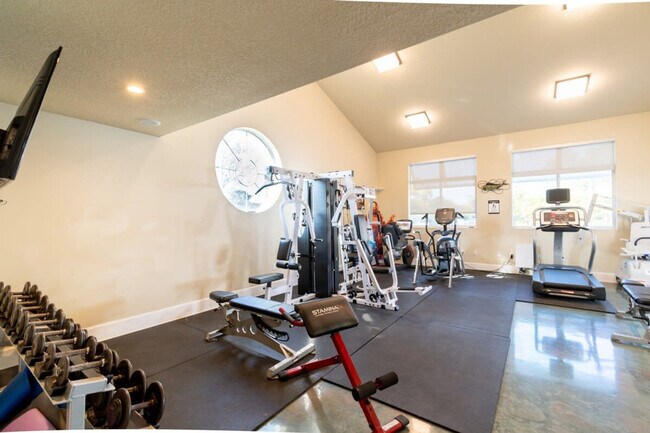 Building Photo - 202 Ivory Coral Ln