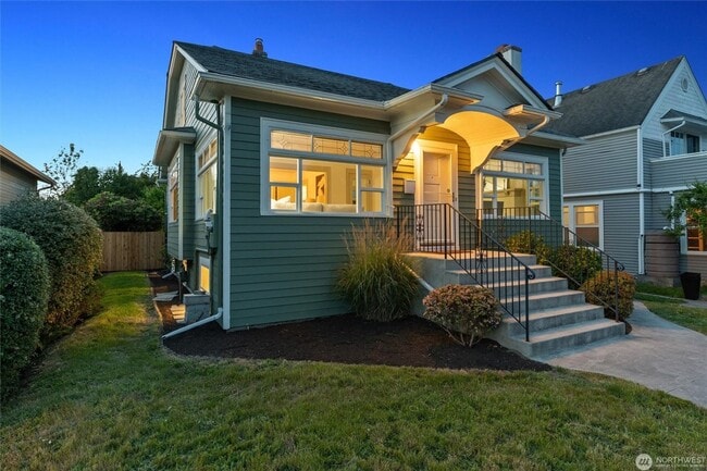 Building Photo - 4Bd/2Ba Seattle House