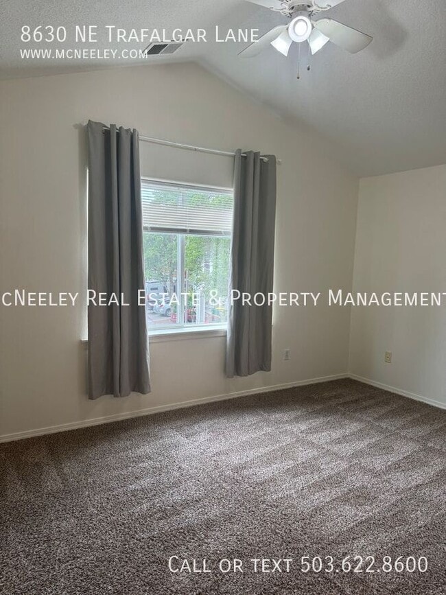 Building Photo - 8630 NE Trafalgar Ln