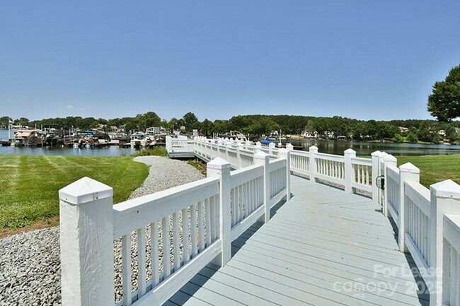 Building Photo - 18741 Nautical Dr