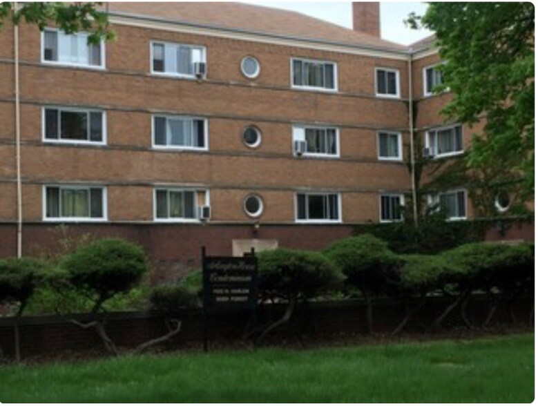 Building Photo - 1112 N Harlem Ave