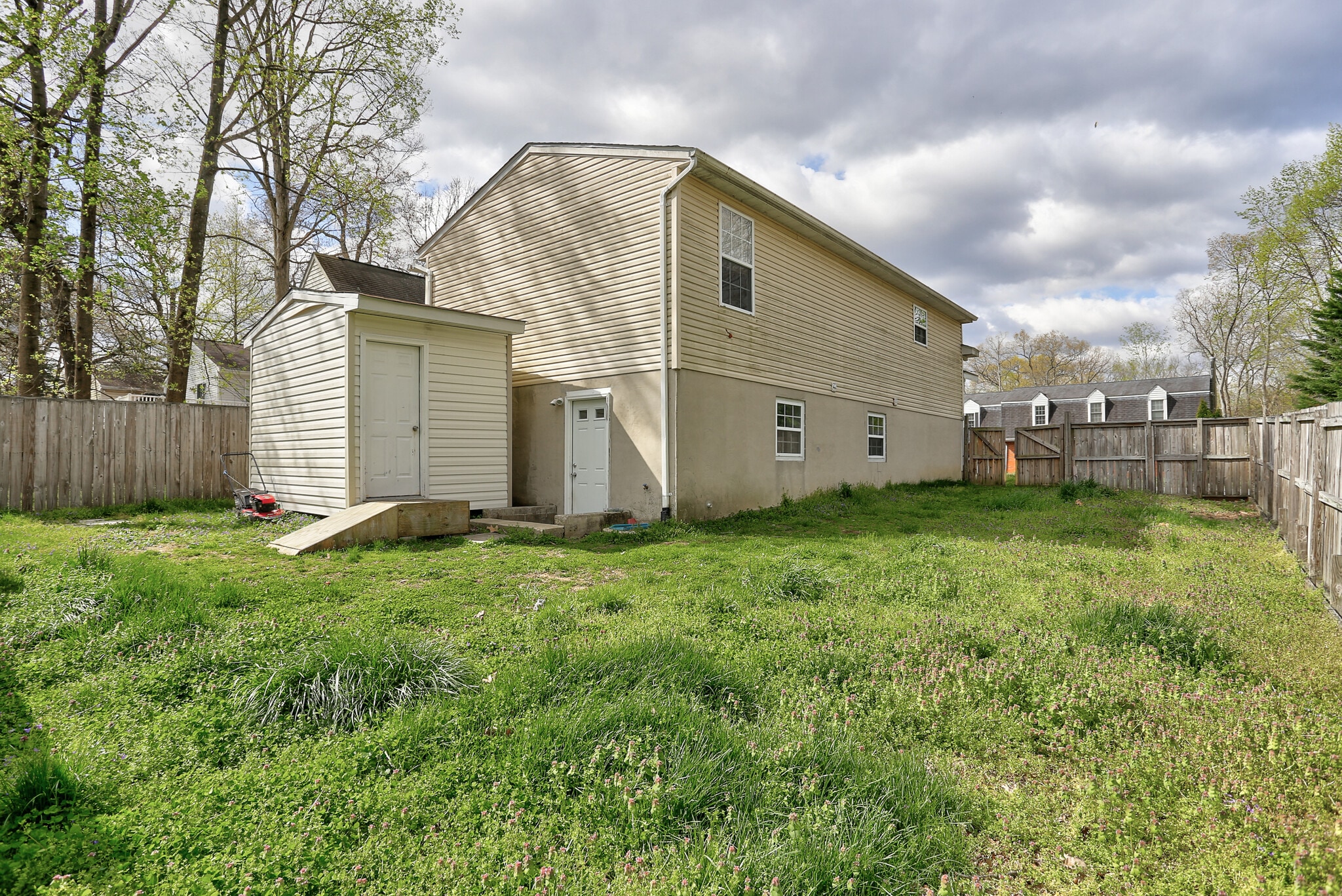 Building Photo - 7817 Camp Rd