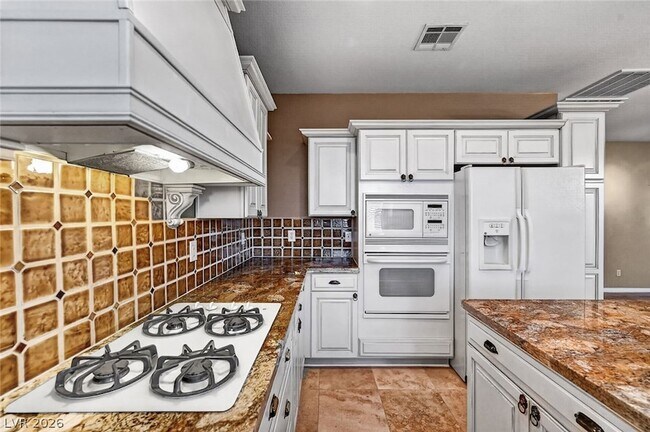 Building Photo - 11821 Luna Del Mar Ln