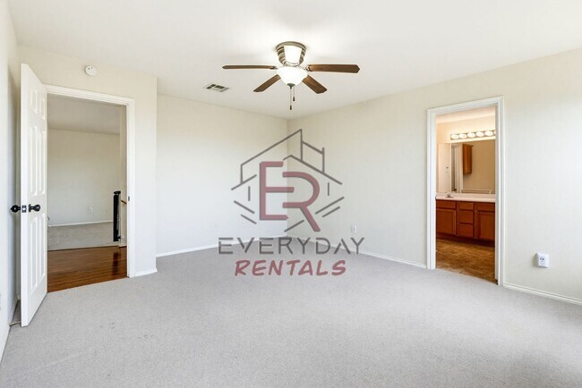 Building Photo - 2513 Haven Dr