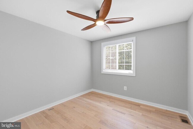 Building Photo - 2916 Montauk Ct