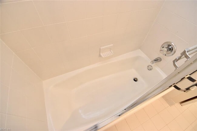 Building Photo - 1514 Bordeaux Pl