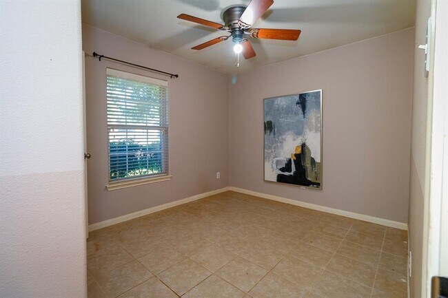 Building Photo - 12115 Estelle Ln
