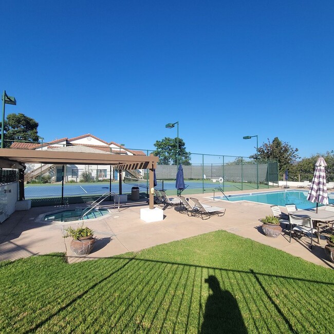 Building Photo - Stylish 2 Bed / 2 Bath in Prime San Marcos Location – Resort-Style Amenities!