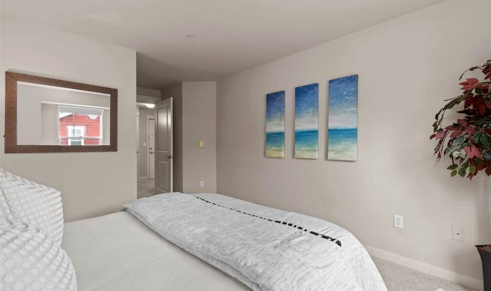 Building Photo - 7711 NE 175th St