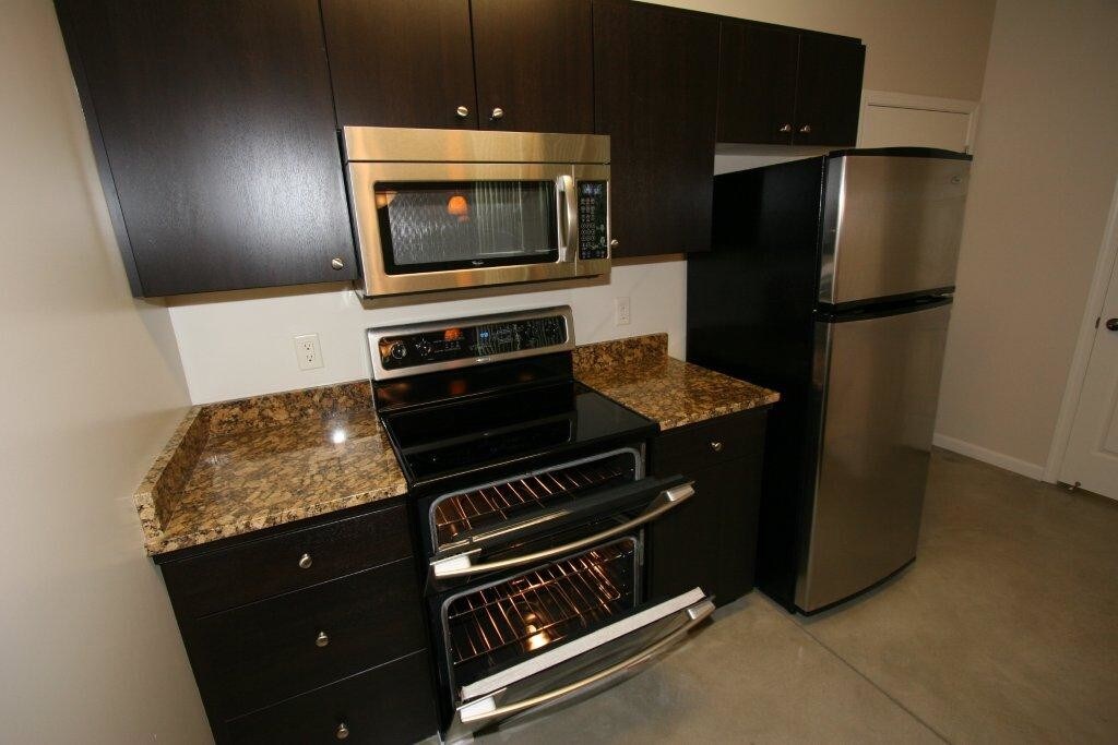 Van Ness Cottages Fresno Ca Apartment Finder