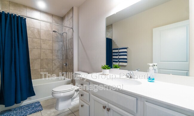 Building Photo - 1121 Grand Cypress Ct