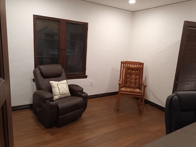 Building Photo - 359 Heather Heights Ct