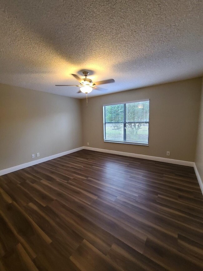 Building Photo - 1601 Windorah Way