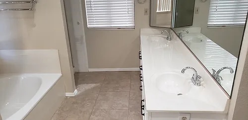 Building Photo - 11009 W Crimson Ln