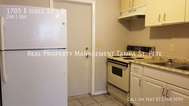Building Photo - 1705 E Idell St