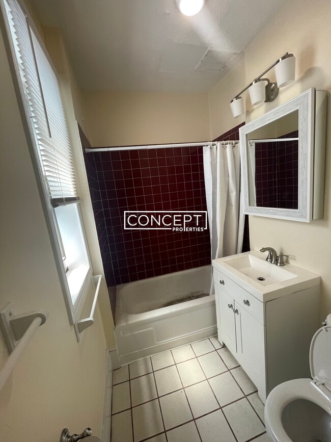 Building Photo - 883A Huntington Ave. Unit 7B