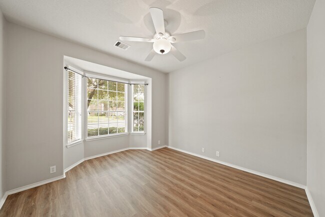 Building Photo - 5710 Everhart Manor Ln