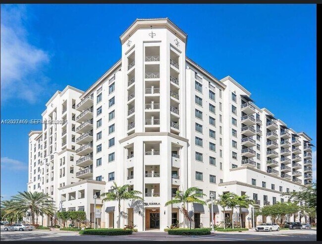 Building Photo - 301 Altara Ave