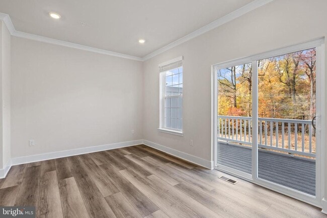 Building Photo - 516 Downswing Rd