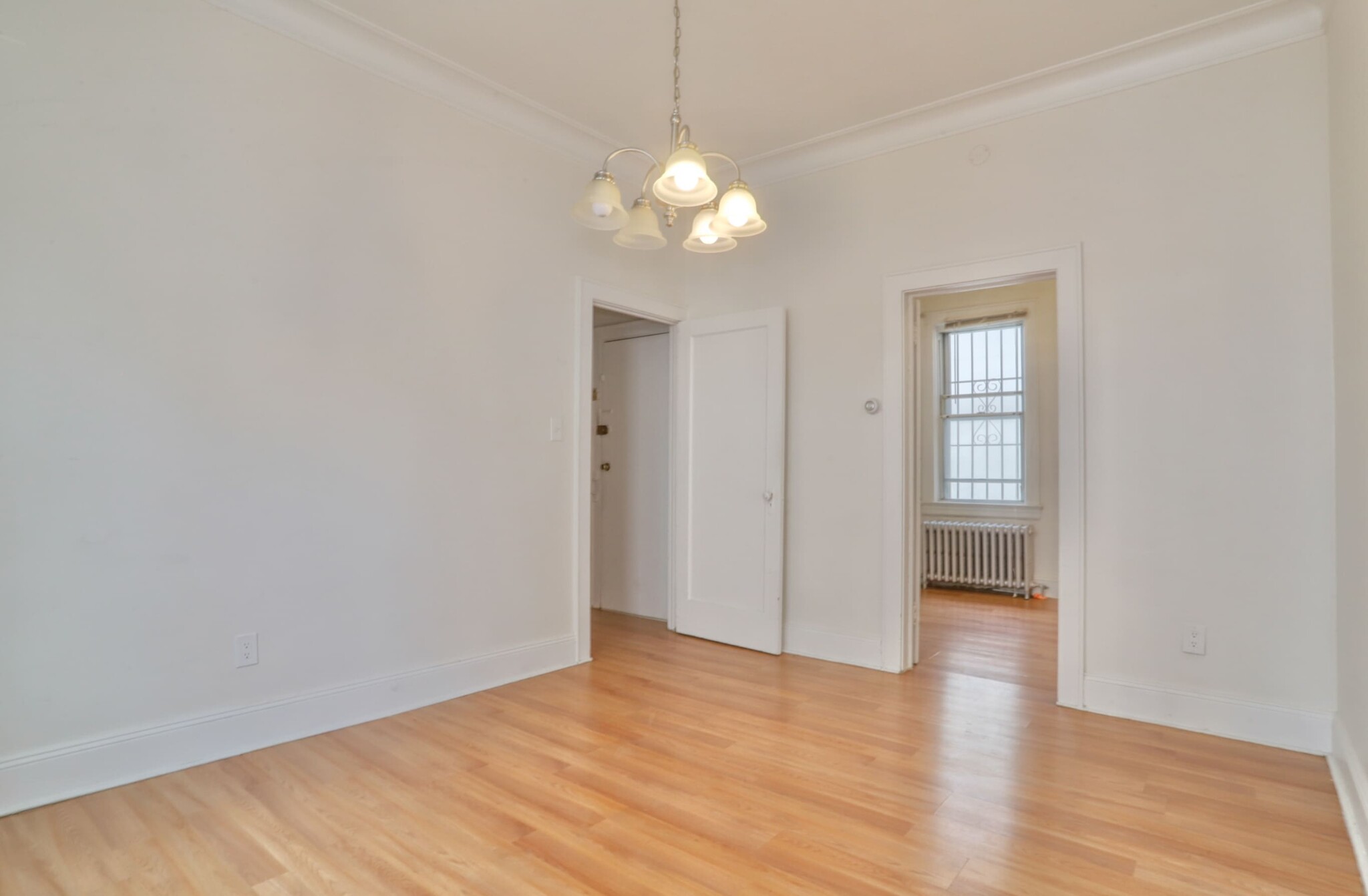 Dining room - 166 Saint Pauls Ave