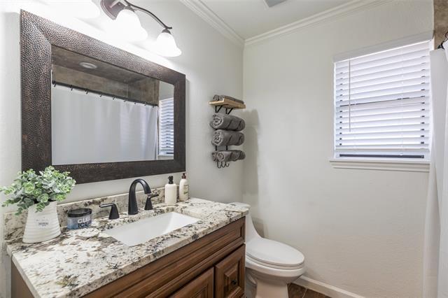 Building Photo - 8073 Bonnie Cir