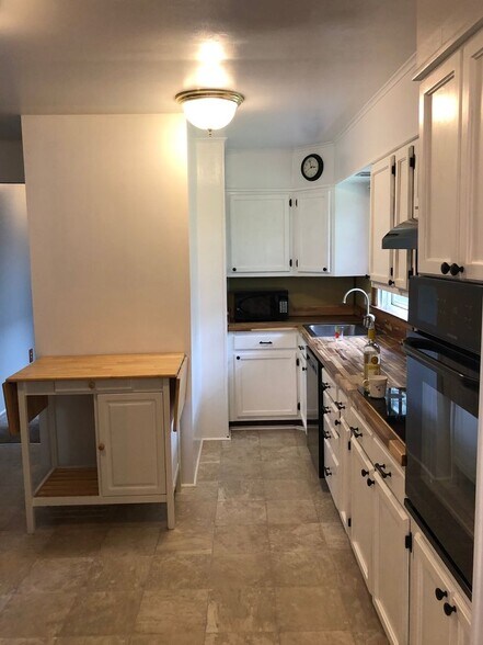 Building Photo - 1606 Daniels Run Rd NE