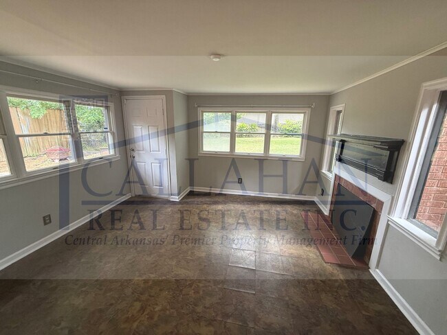 Building Photo - Little Rock 3 Bedroom Home