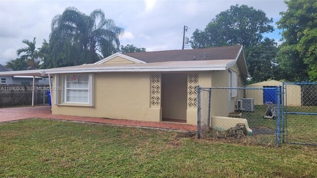 Building Photo - 2855 Funston St