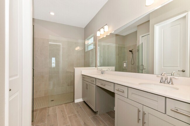Building Photo - 17220 Jadestone Ct