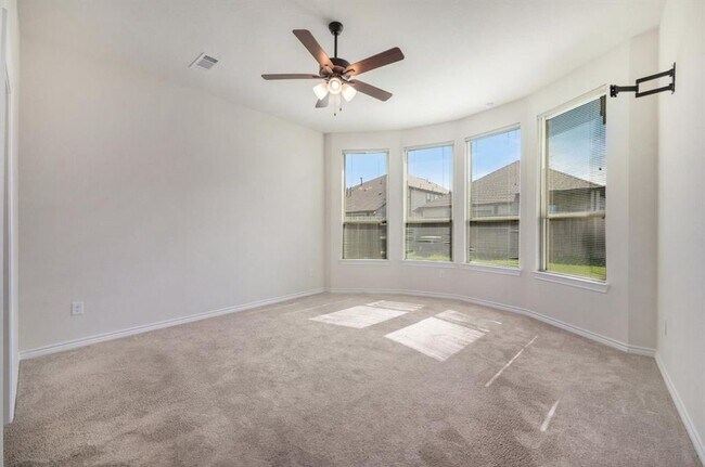 Building Photo - 7315 Buckthorn Holw Trl