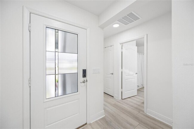 Building Photo - 2892 Sanctuary Dr