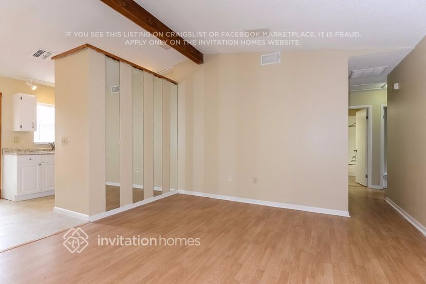 Building Photo - 6749 67th Ln N