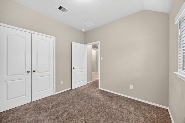 Building Photo - 8811 Trenton Landing Ln