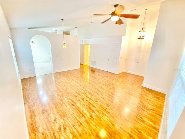 Building Photo - 4286 Shadow Creek Cir