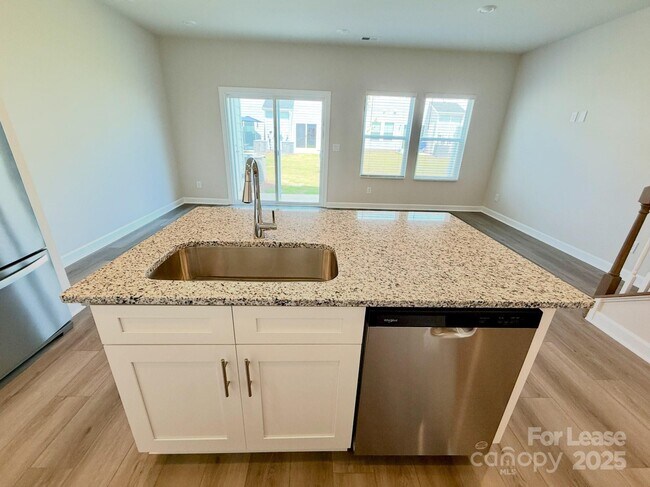 Building Photo - 1719 Braemar Vlg Dr