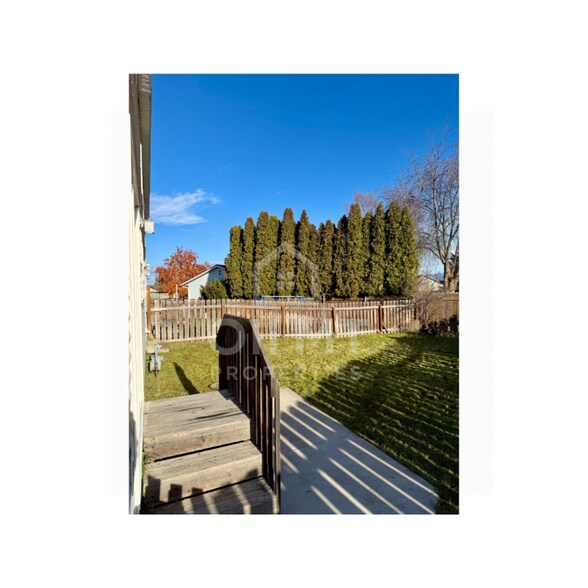 Building Photo - 1890 N Belmar Dr