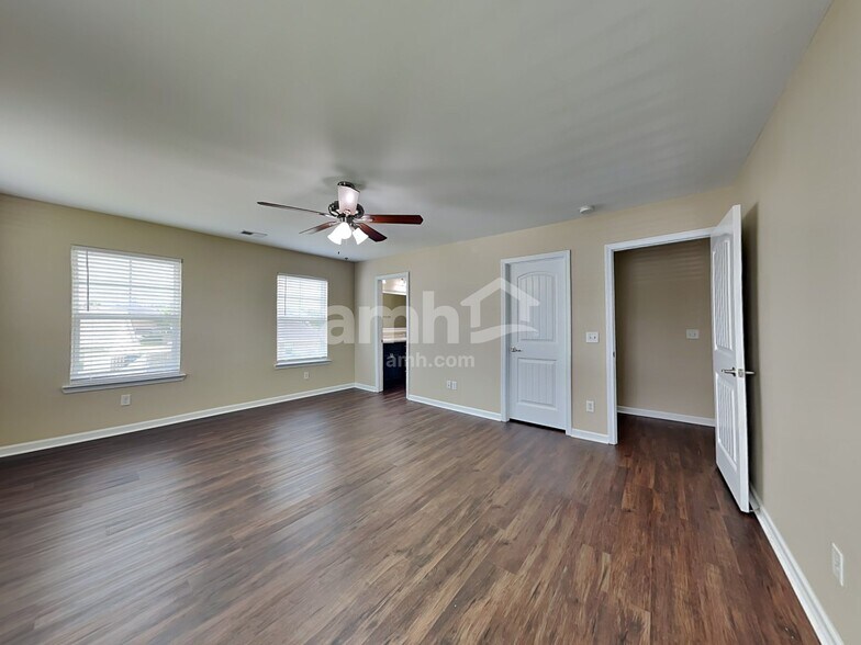 Building Photo - 60 Tranquil Pl