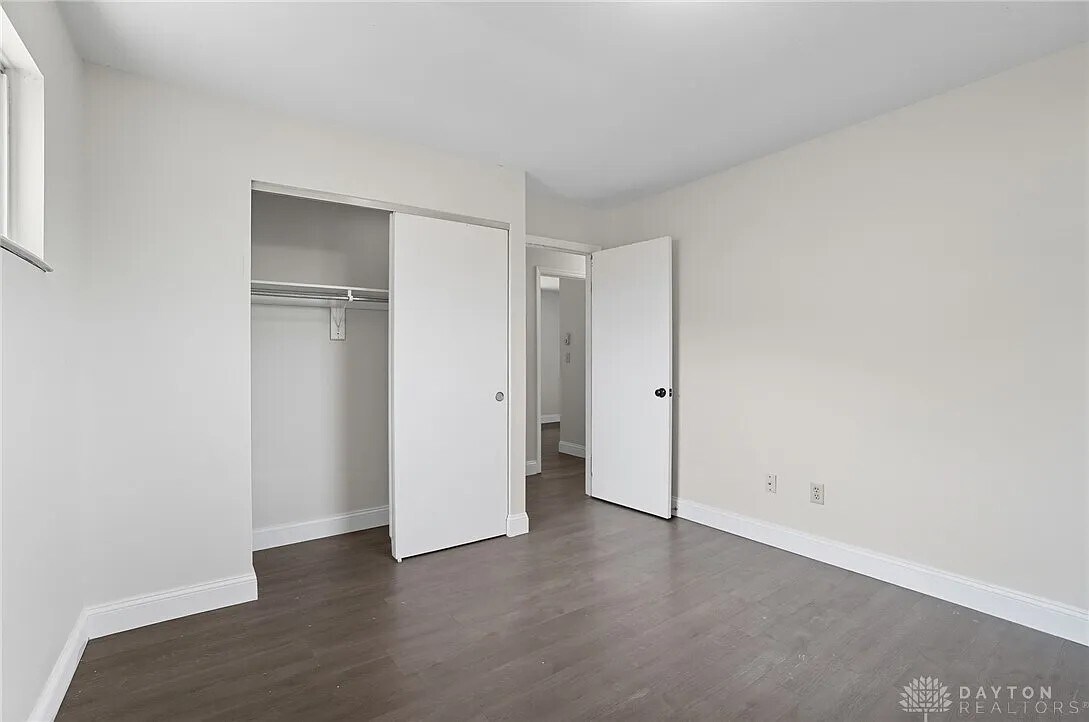 Building Photo - 2411 New Castle Dr