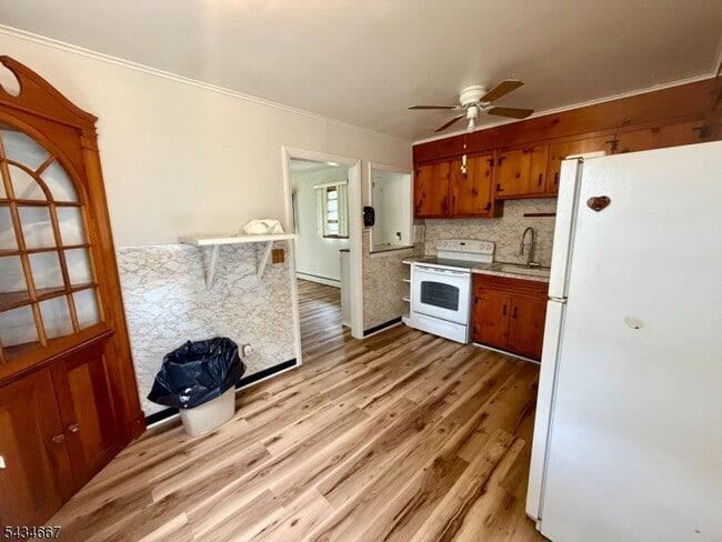Building Photo - 5 Mulberry Ln