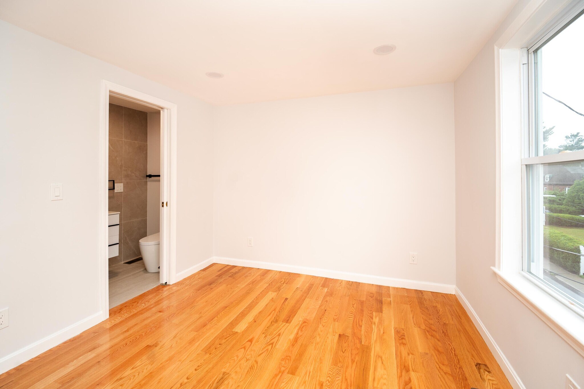 Building Photo - 41 Haverford St