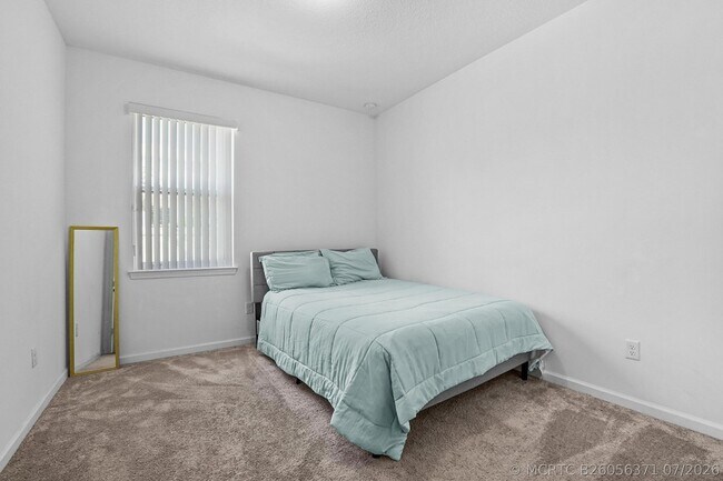 Building Photo - 1826 Lake Cove Dr