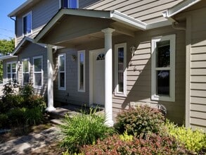 Building Photo - 663e23