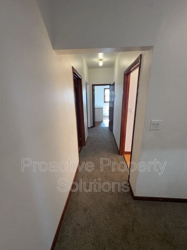 Building Photo - 1413 Prospect Ave