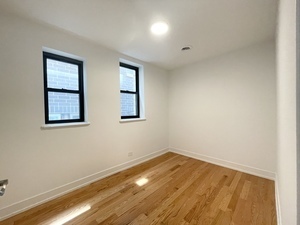 Building Photo - 4741 S Evans Ave